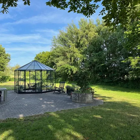 Bed & Breakfast Fuglsang *